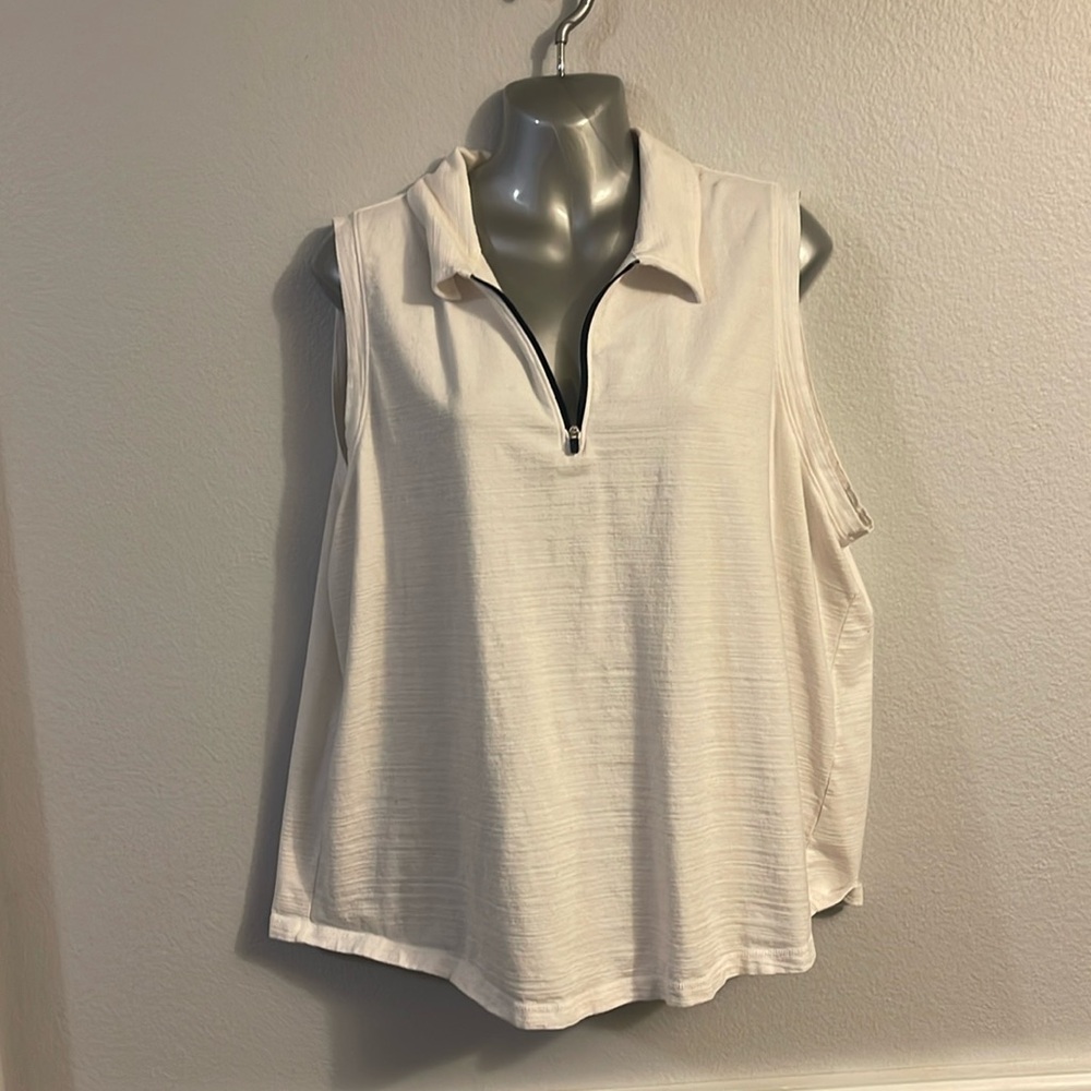GREAT Condition, White Talbots Tank, Size 2X